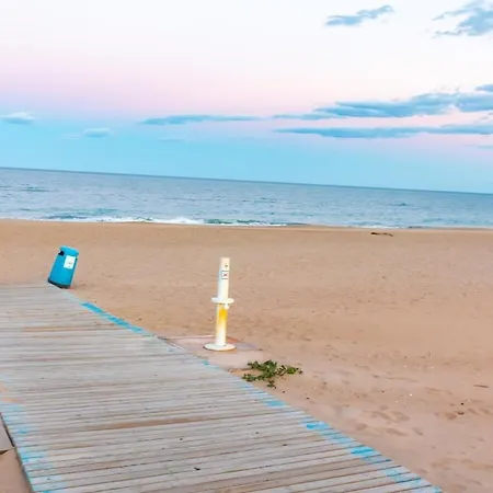 Luxury Close To Beach, Mountain And Golf!